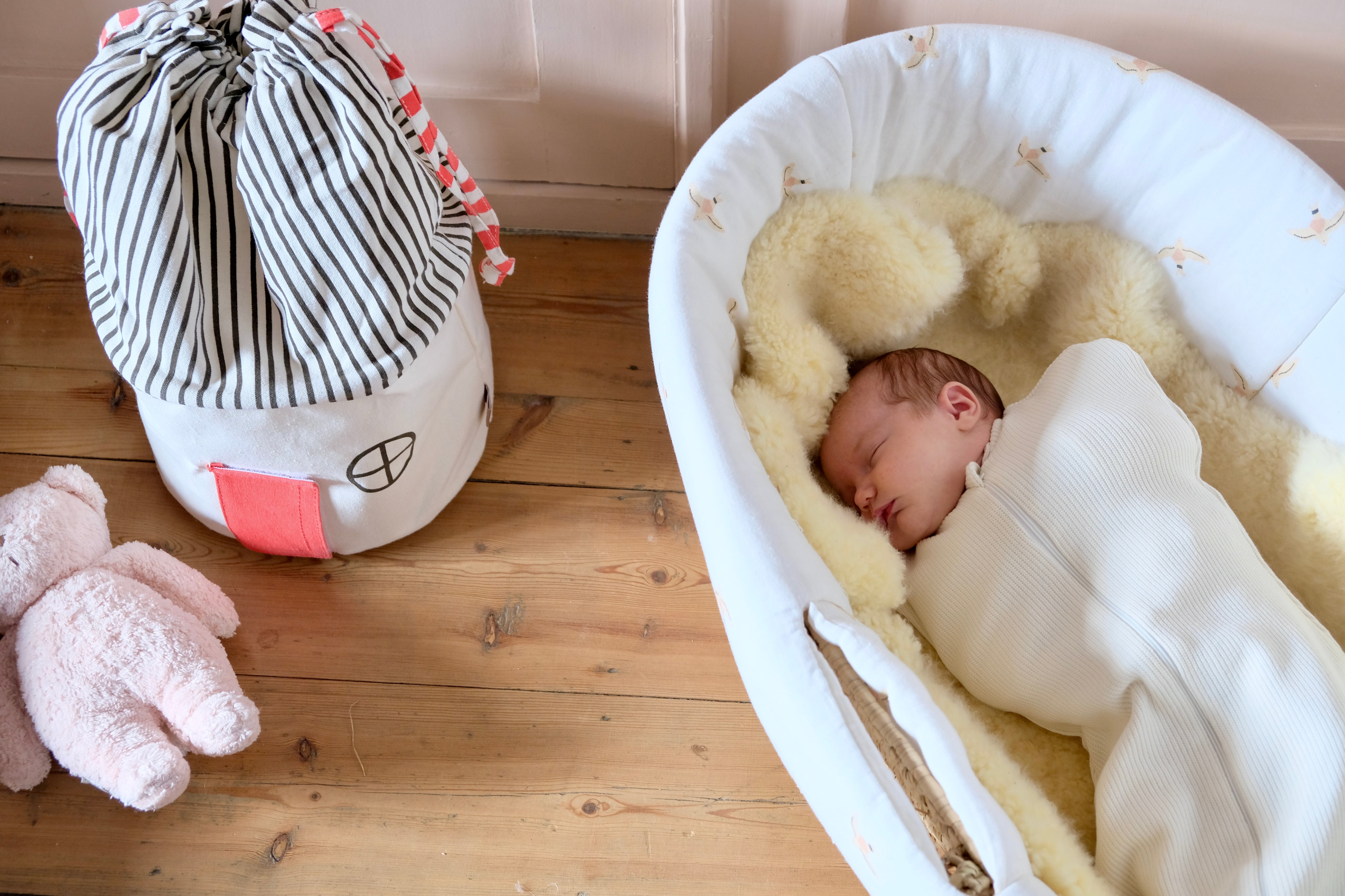 Que ressent bébé dans le ventre?