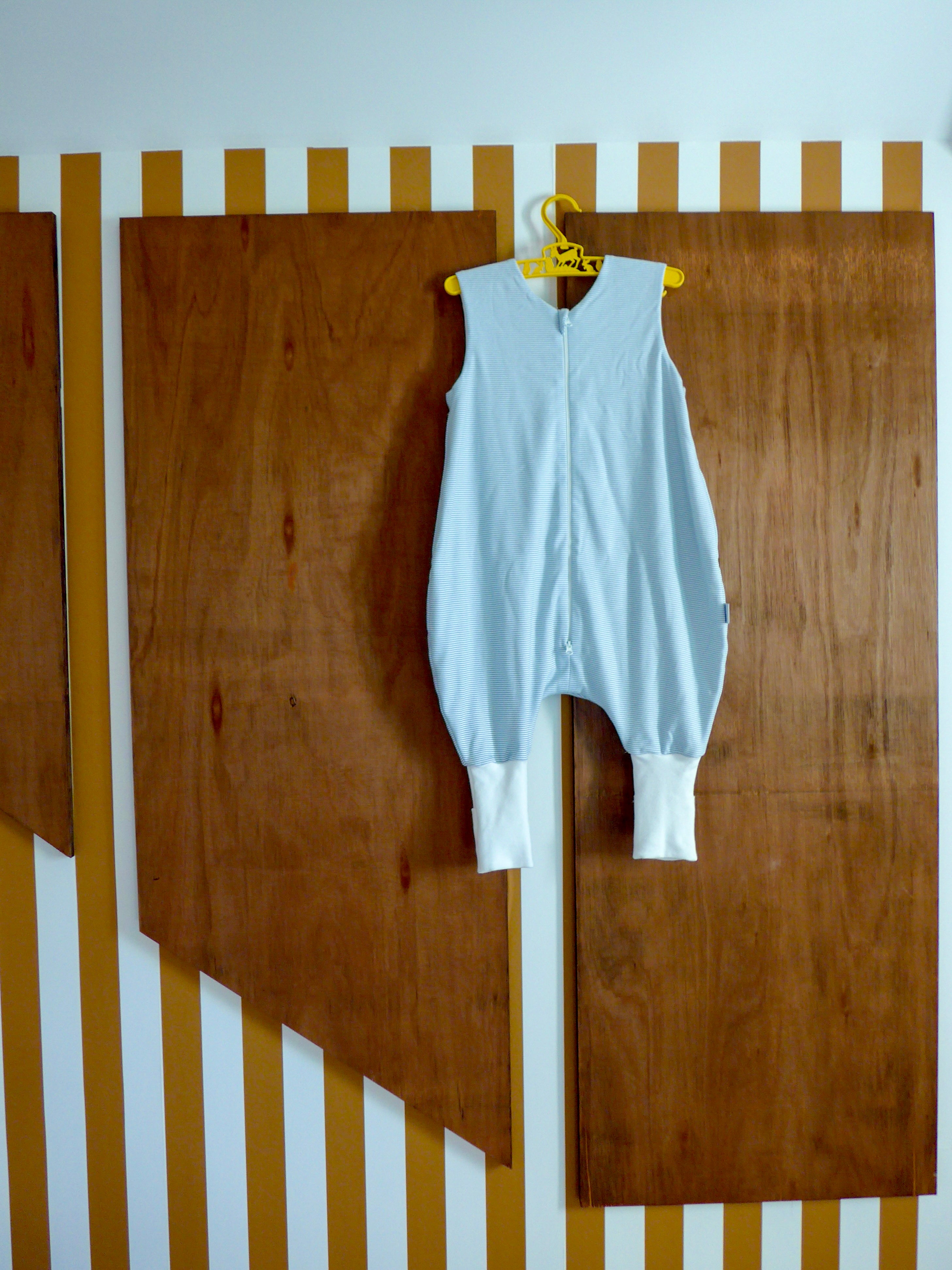 gigoteuse ete turbulette a pieds retroussables bebe liberte mouvement